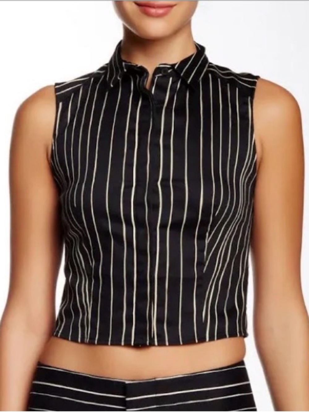 Alice + Olivia Lea Striped Sleeveless Cropped Shirt